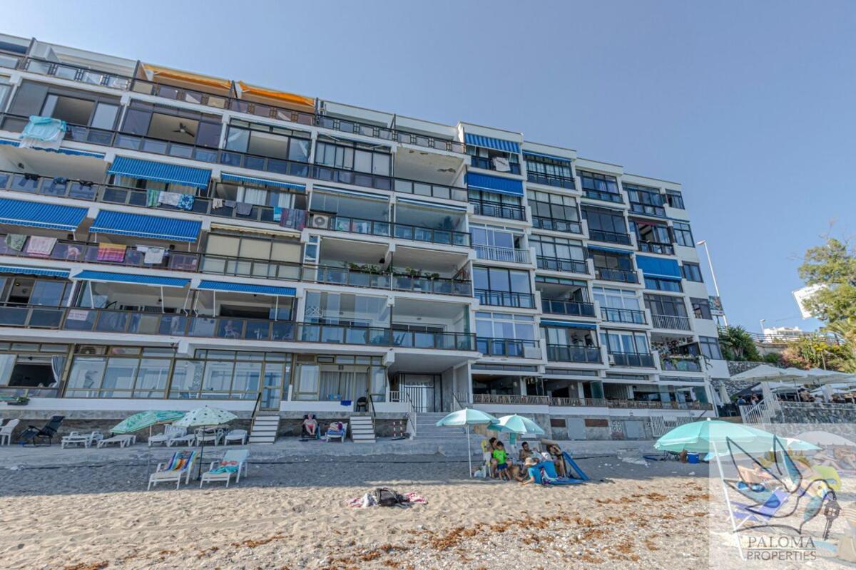 Wonderful Beachfront Apartment Benalmadena